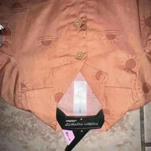 Baby Boy Modern Moments by Gerber Romper 0-3M Orange with Sun Design - Picture 4 of 9